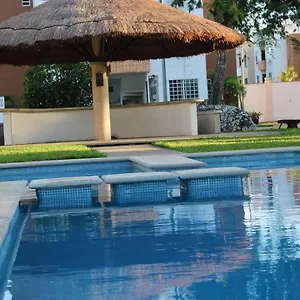 Relajante Y Acogedor Con Alberca En Cancún